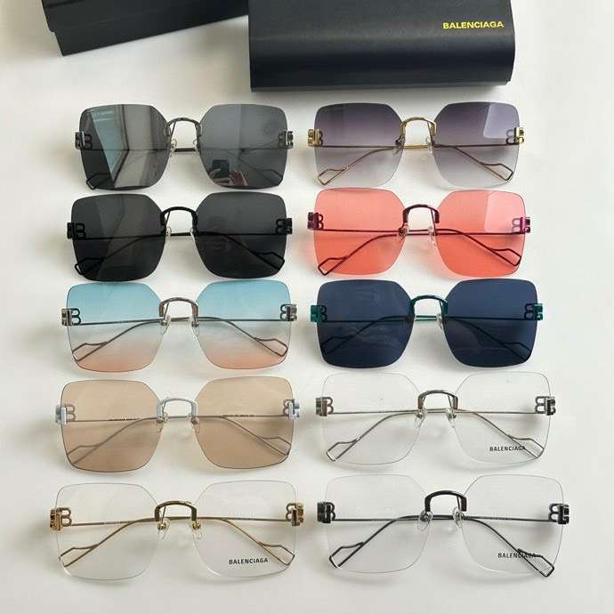 Picture of Balenciga Sunglasses _SKUfw53060600fw
